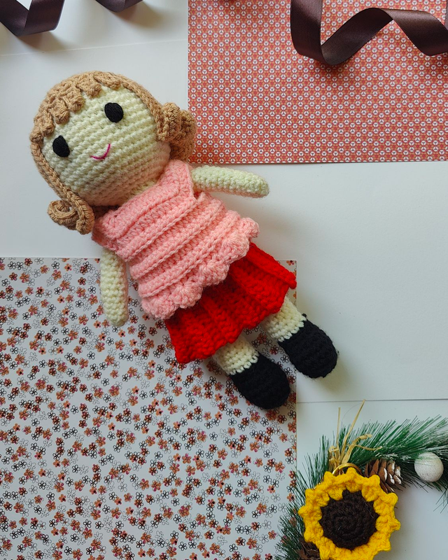 Crochet Doll With 3 Detachable Dresses.